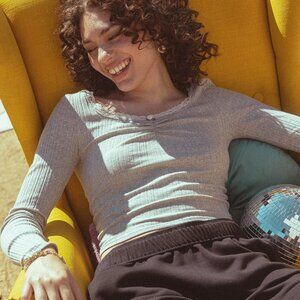 Gray Ribbed Long Sleeve Top with Lace Trim Size Medium